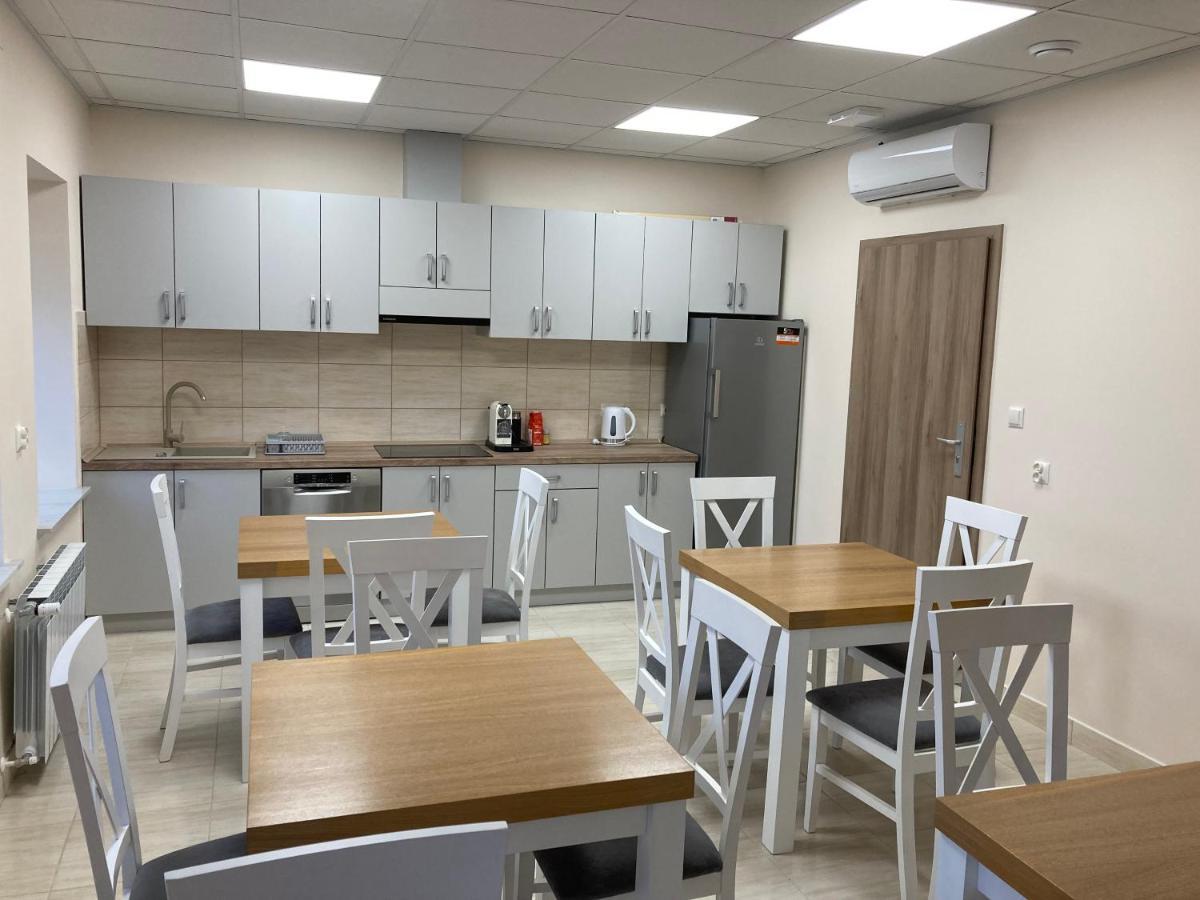Hotel Aljan Wiazownica Екстер'єр фото